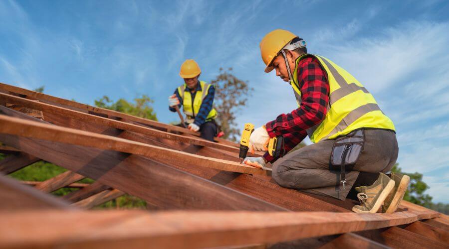Professional gutter cleaning in Brooklin, ME